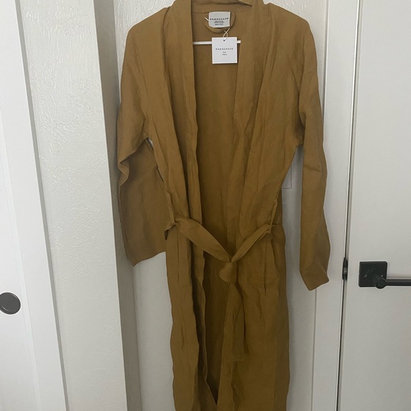 PARACHUTE Linen Robe - Picture 2 of 4